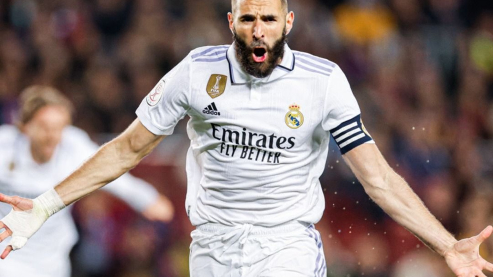 Real Madrid goleó 4-0 a un Barcelona que desapareció en la cancha y avanzó a la final de  la Copa del Rey